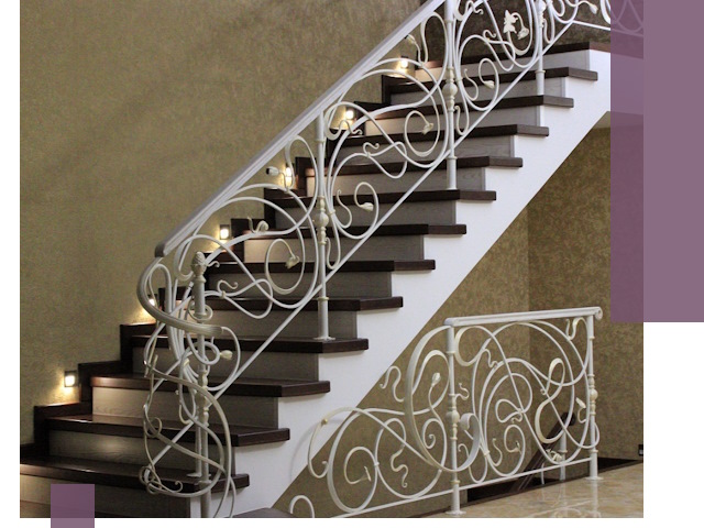 Кованые лестницы под ключ в Губахе — изготовление и монтаж