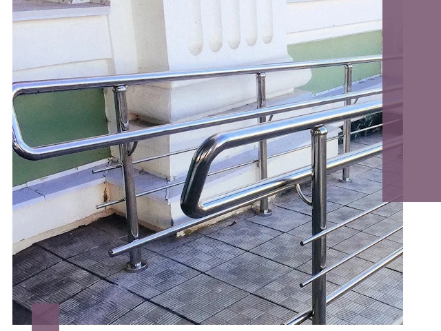 Ограждения пандусов из металла и нержавейки в Губахе