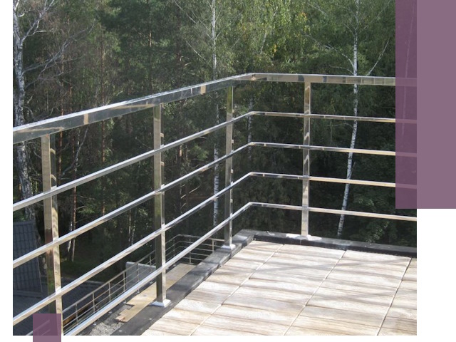 Парапеты из нержавеющей стали в Губахе — изготовление и монтаж